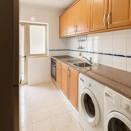 10 Min Walk To Rocha * Portimão