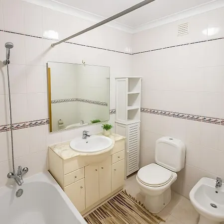 10 Min Walk To Rocha * Portimão